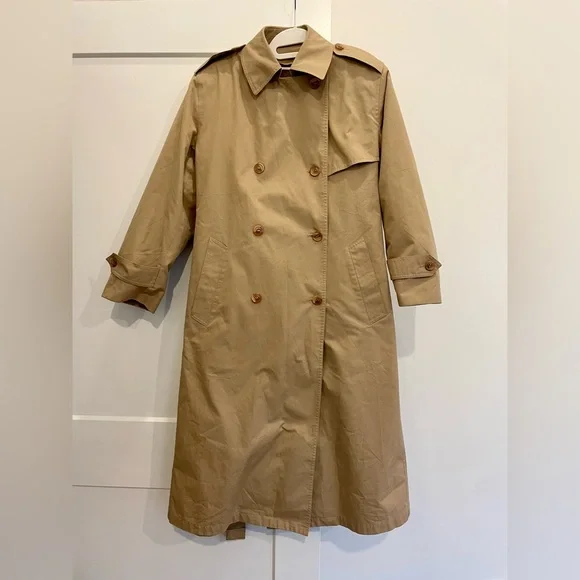 Vintage Misty Harbor Tan Trench Coat with removable lining - 8P - Picture 2 of 11